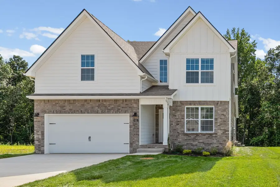 612 Willow Park Dr, Clarksville, TN 37043 - #2