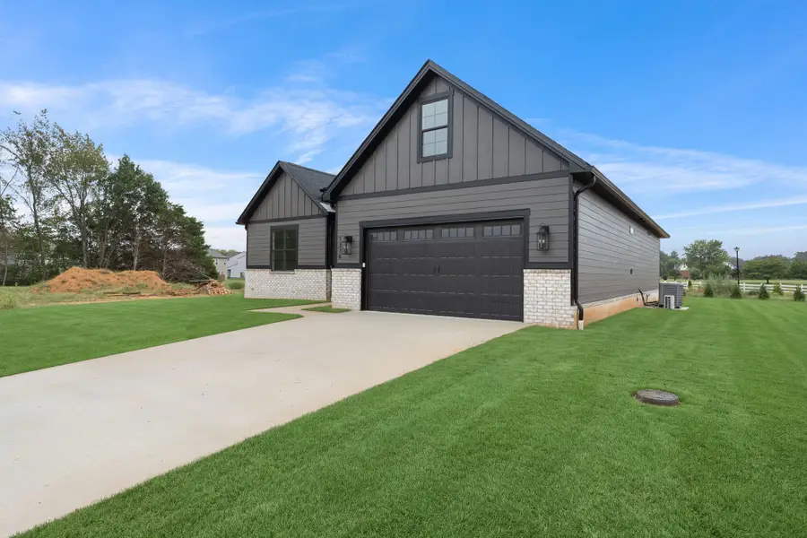 1216 Avalon Ct, Franklin, KY 42134 - #3