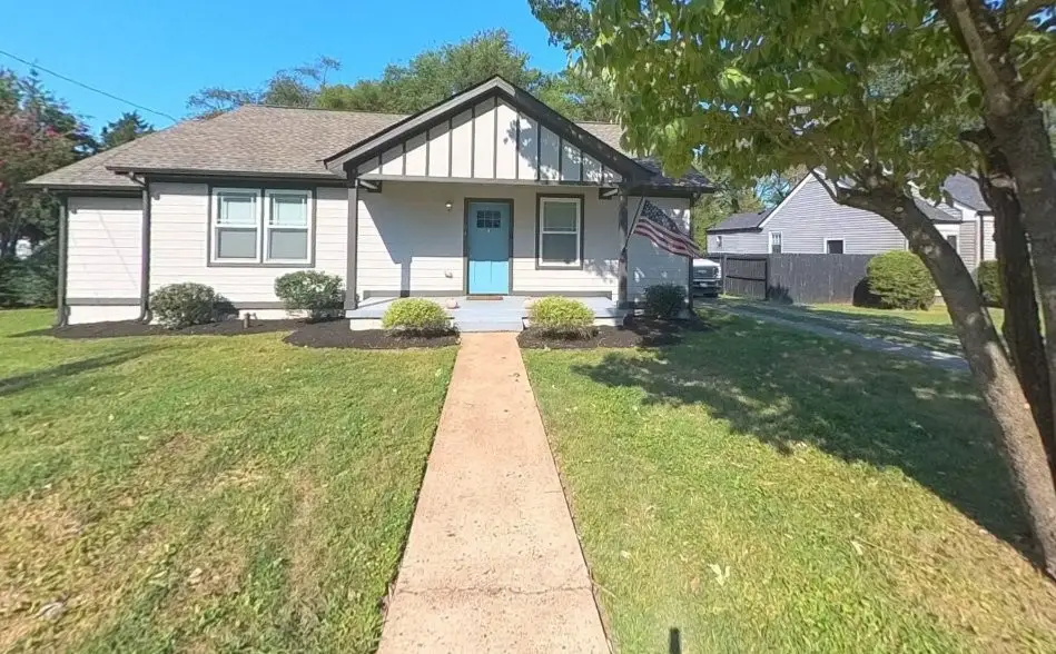 304 1st Ave, Murfreesboro, TN 37130 - #1