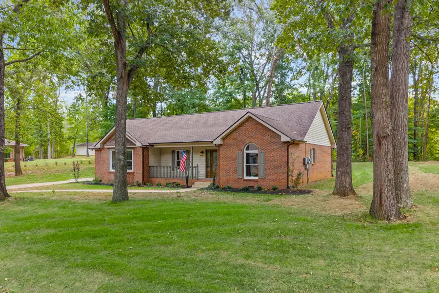 930 Ridgewood Dr, Clarksville, TN 37043 - #3