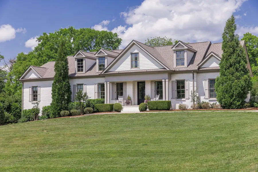 8108 Vaden Dr, Brentwood, TN 37027 - #2