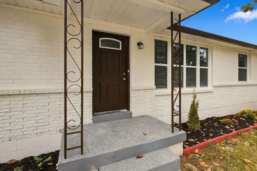 2469 Cabin Hill Rd, Nashville, TN 37214 - #3