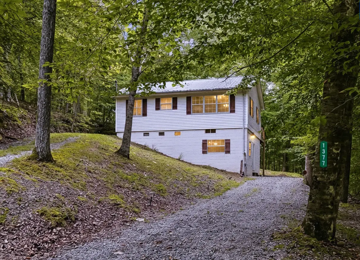 1377 Four Seasons Rd, Smithville, TN 37166 - #1