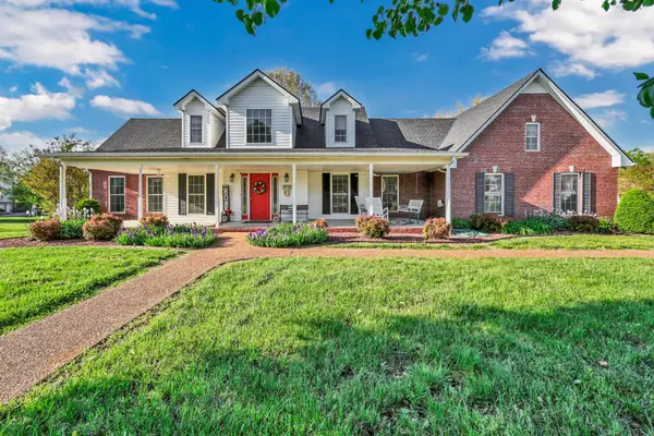 3191 Quincy Ln, Clarksville, TN 37043