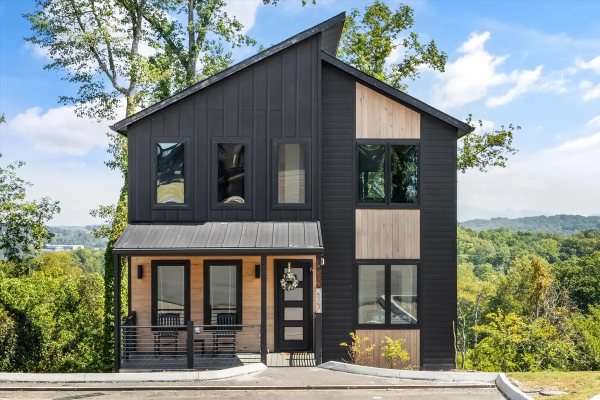 527 New Venture Way, Sevierville, TN 37876 - #1