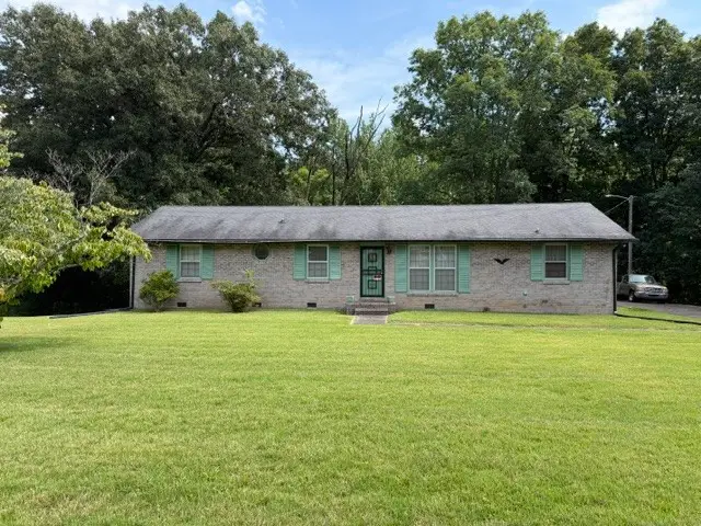 330 Belmont Rd, Clarksville, TN 37040 - #1