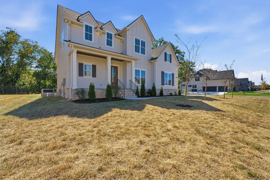 3045 Shady Forest Dr, Murfreesboro, TN 37128 - #2