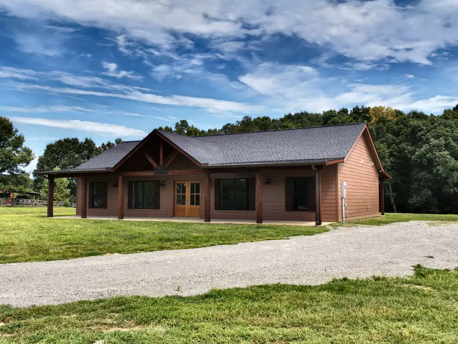 2054 Womble Ridge Rd, Ethridge, TN 38456 - #3