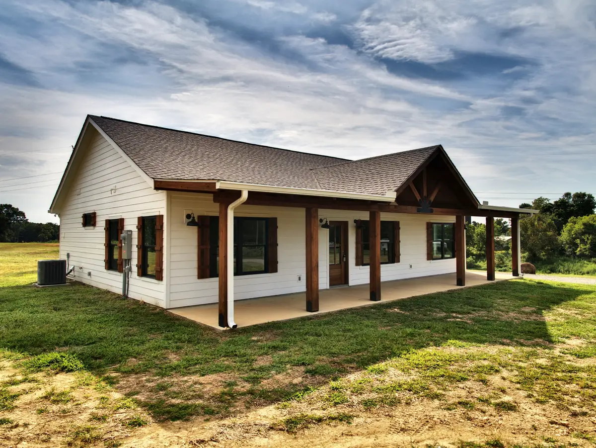 2044 Womble Ridge Rd, Ethridge, TN 38456 - #1