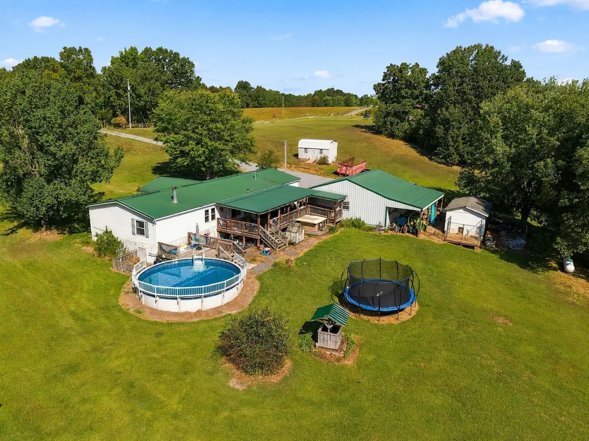 444 George Durham Rd, Westmoreland, TN 37186 - #1
