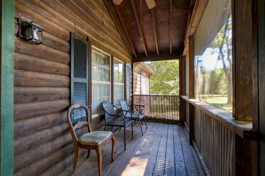 746 Nubia Rd, Westmoreland, TN 37186 - #2