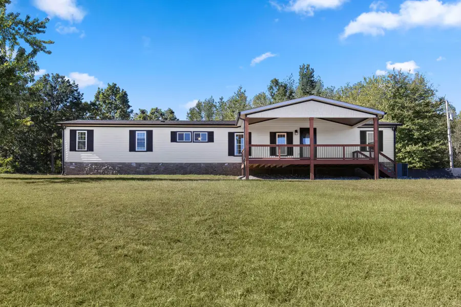 284 Paul Thompson Rd, Bethpage, TN 37022 - #3