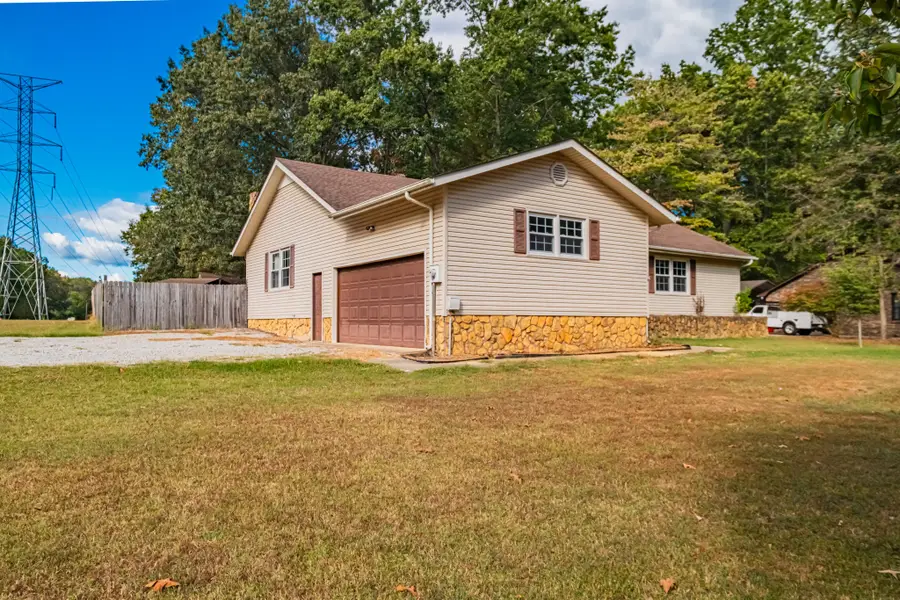 118 Autumn Ln, Tullahoma, TN 37388 - #2