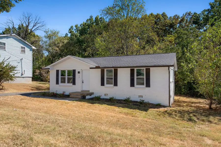 2565 Bethwood Dr, Nashville, TN 37207 - #3