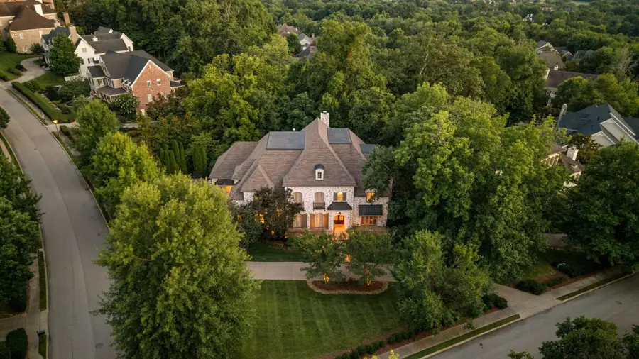 5505 Iron Gate Dr, Franklin, TN 37069 - #2
