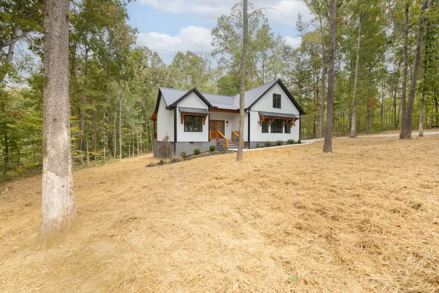 659 Switzerland Rd, Hohenwald, TN 38462 - #3