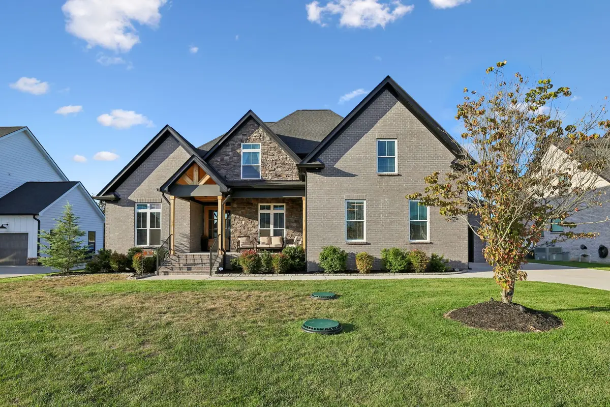 3802 Carriage Dr, Murfreesboro, TN 37128 - #1