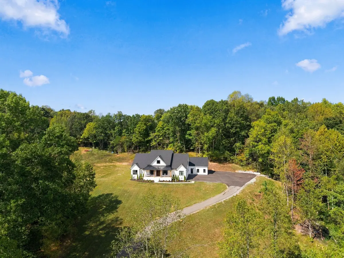 112 Berry Rd, Dickson, TN 37055 - #1