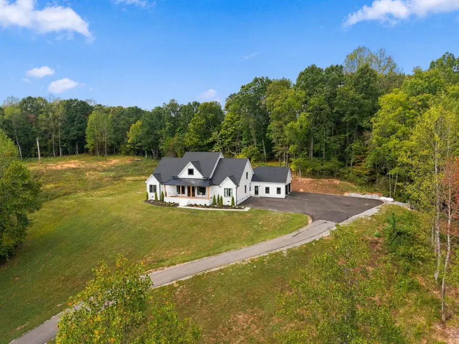 112 Berry Rd, Dickson, TN 37055 - #3