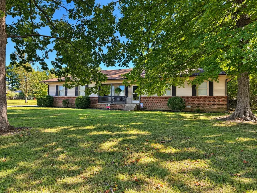 456 Lakeland Dr, Dover, TN 37058 - #2