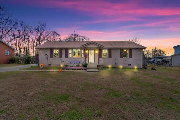 6810 Longview Dr, Murfreesboro, TN 37129