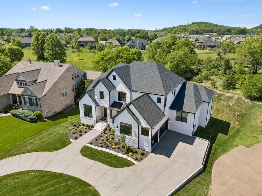 109 Tattnall Ct, Gallatin, TN 37066 - #2