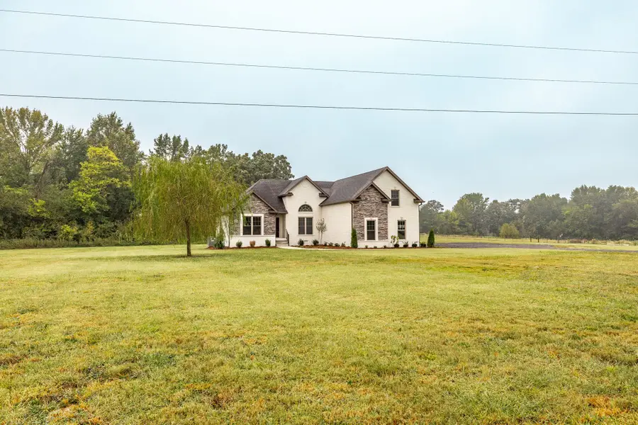 3143 Friendship Rd, Cross Plains, TN 37049 - #3