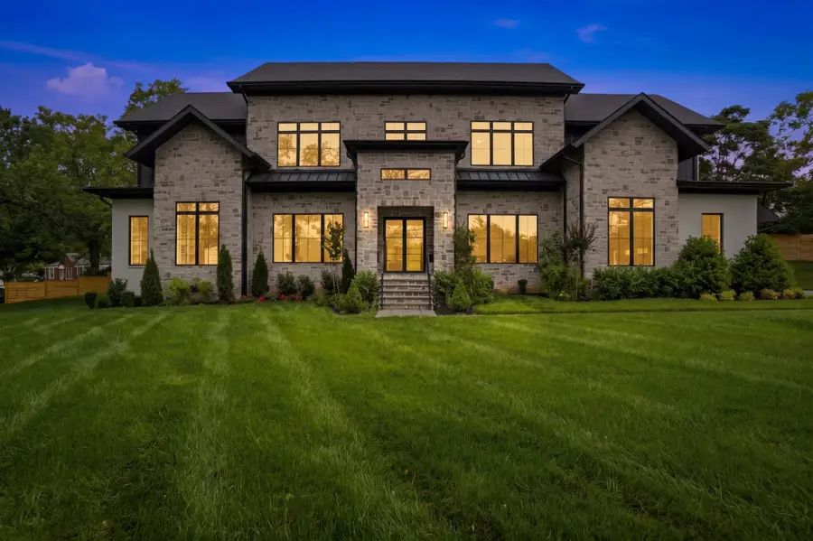 6612 Fleetwood Dr, Nashville, TN 37209 - #2