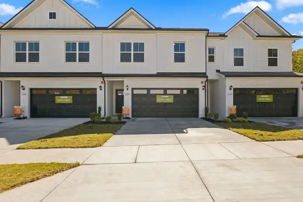 409 Kingsbury Drive, Gallatin, TN 37066