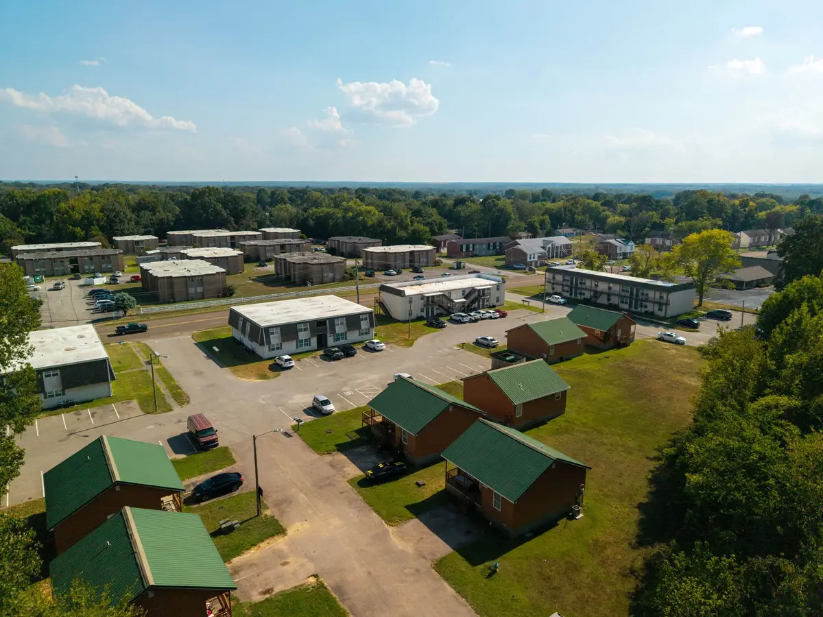 809 Old Hickory Blvd, Jackson, TN 38305 - #1