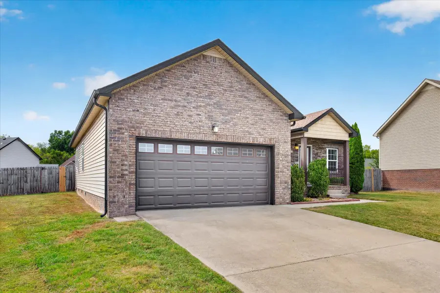 676 Crestone Court, Clarksville, TN 37042 - #2