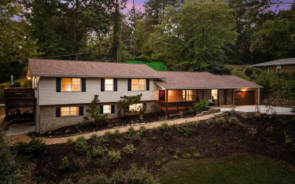 3008 Brownwood Drive, Chattanooga, TN 37404