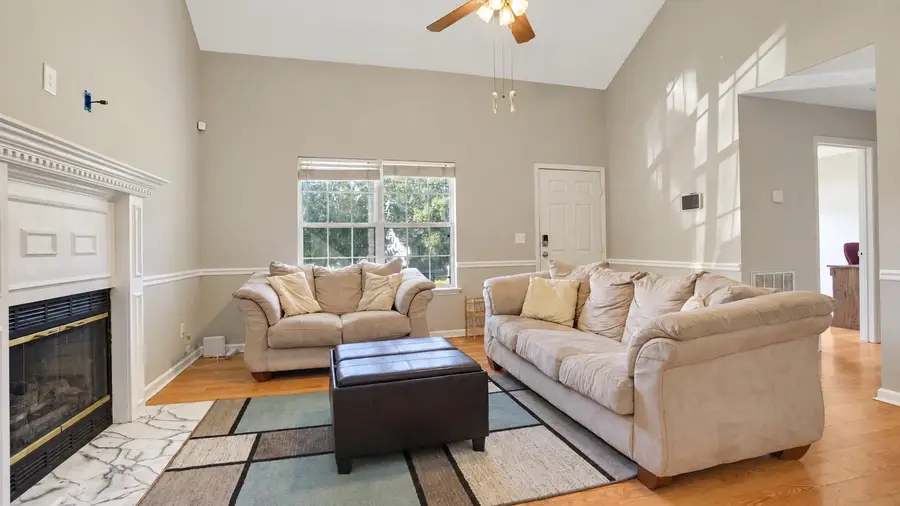 1403 Sycamore Dr, Murfreesboro, TN 37128 - #2