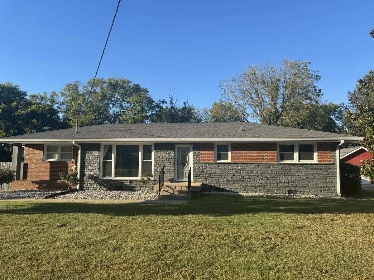 1629 Edgewood Dr, Lebanon, TN 37087 - #1
