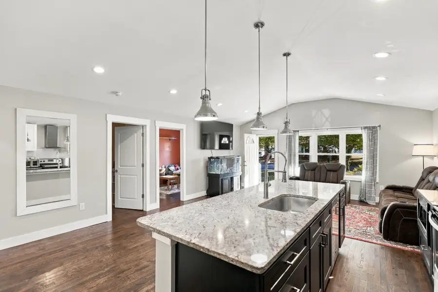905 S Russell St, Portland, TN 37148 - #2