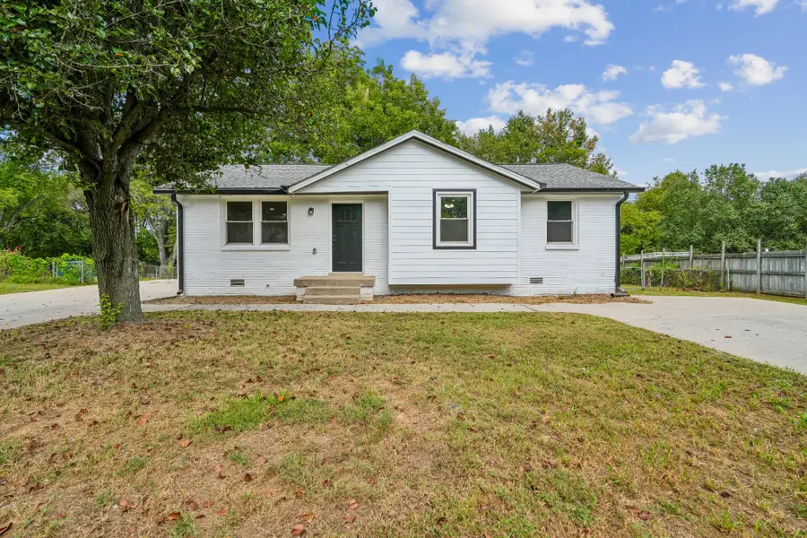 206 Tarrytown Dr, Smyrna, TN 37167 - #2