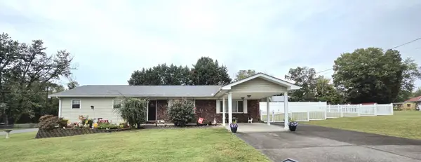508 S Asbury Dr, Pigeon Forge, TN 37863