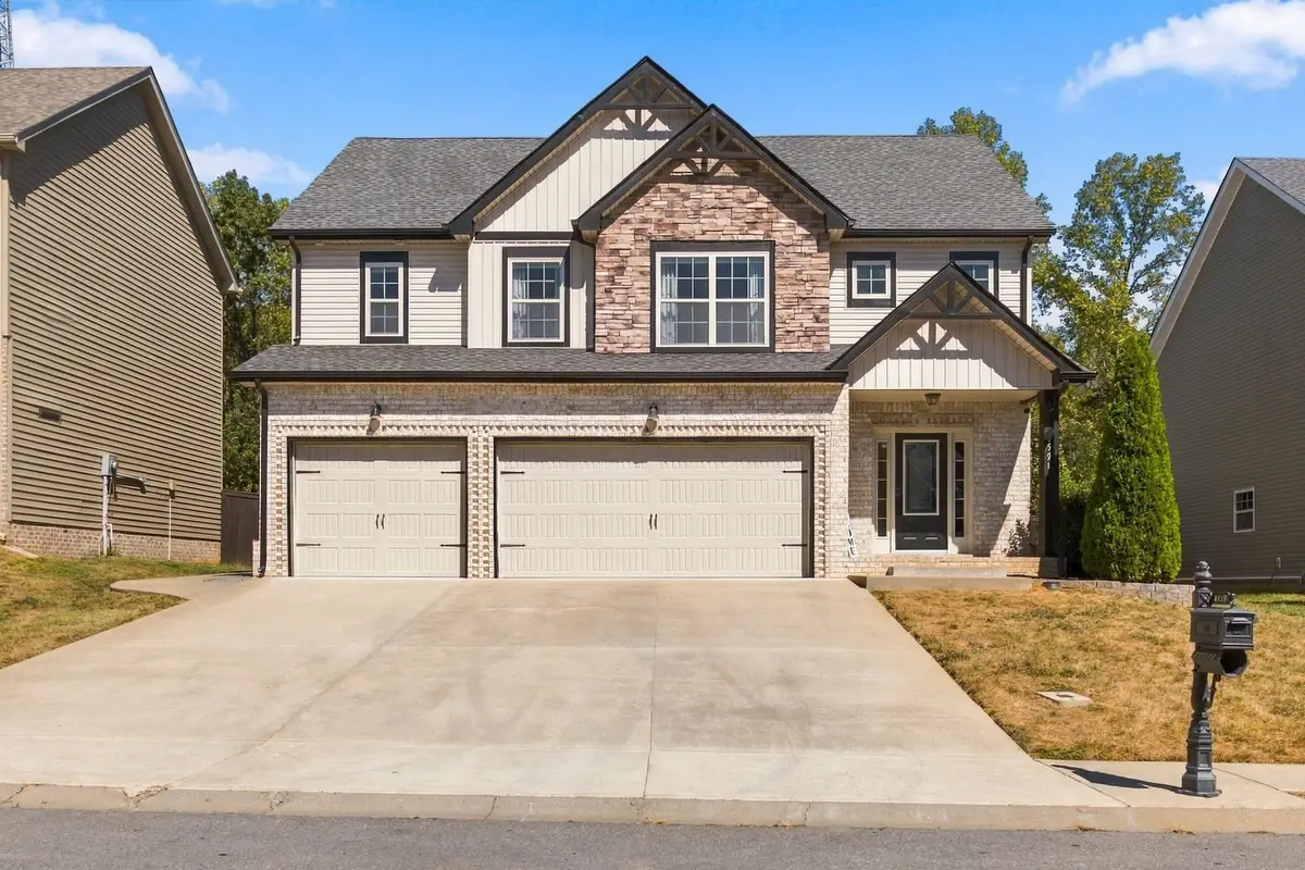 1591 Ellie Piper Cir, Clarksville, TN 37043 - #1