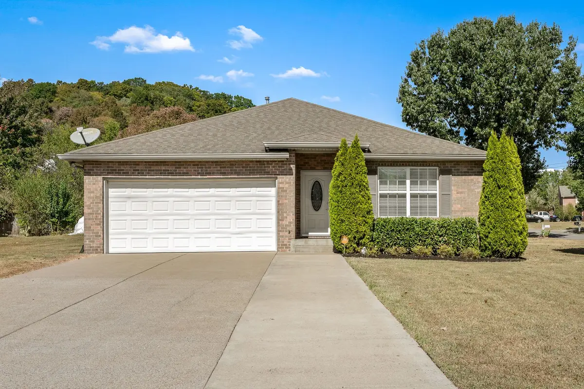 2163 Spring Hill Cir, Spring Hill, TN 37174 - #1