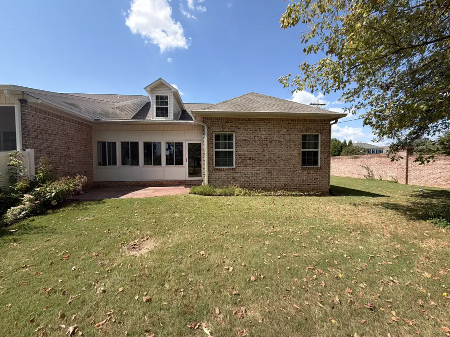 3 Emerald Ridge Cv, Jackson, TN 38305 - #2