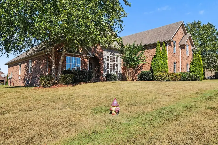 1031 Berkshire Blvd, Mount Juliet, TN 37122 - #2
