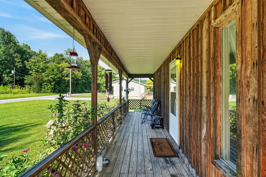 137 Fisk Rd, Livingston, TN 38570 - #2