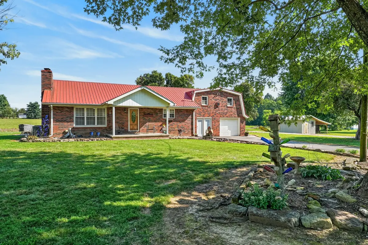 143 Fisk Rd, Livingston, TN 38570 - #1