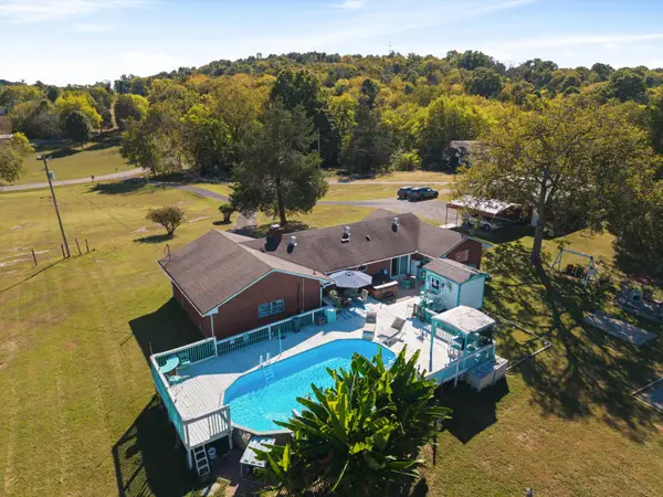 1975 Philadelphia Rd, Lebanon, TN 37087