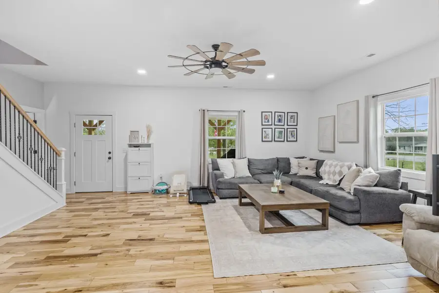 607 Old Columbia Rd, Unionville, TN 37180 - #3