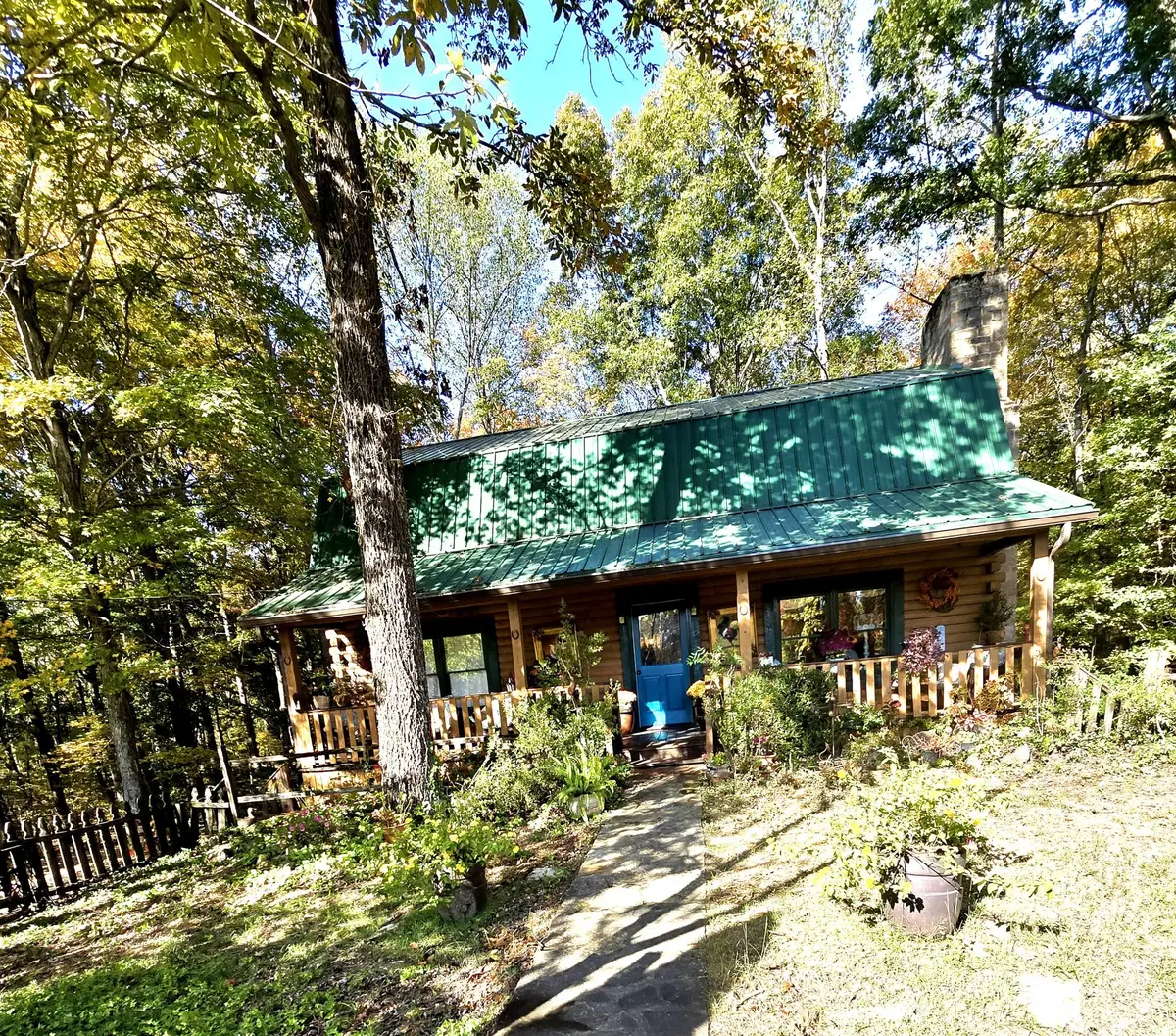 1242 Peter Pond Rd, Ashland City, TN 37015 - #1