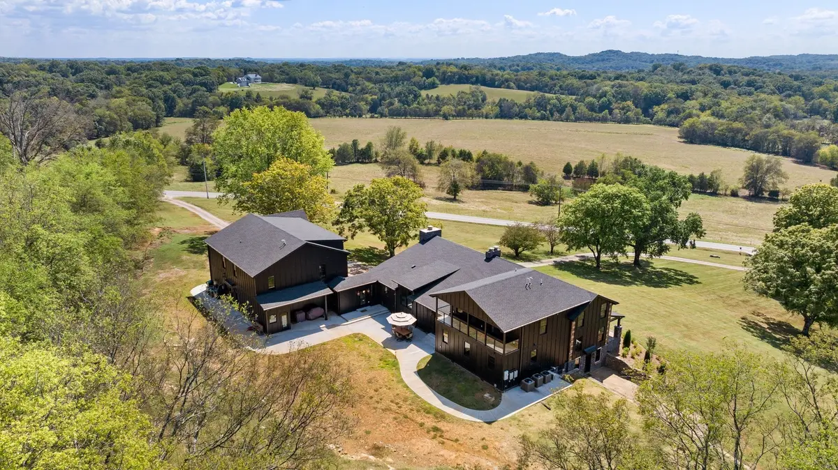 1554 Latimer Ln, Hendersonville, TN 37075 - #1