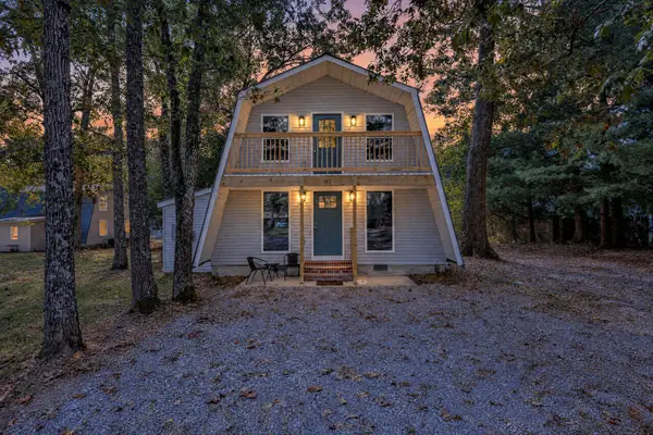 33 Chalet Dr, Manchester, TN 37355