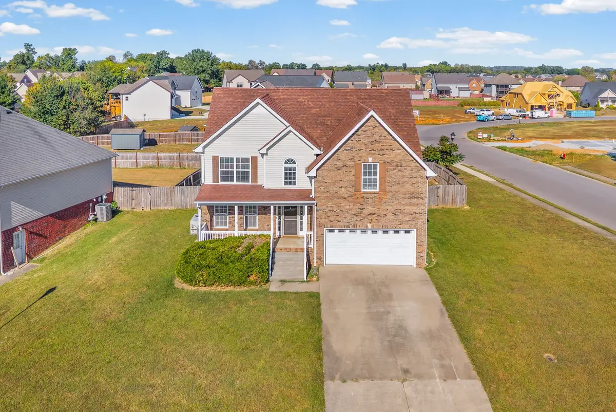 1728 Flagstone Dr, Clarksville, TN 37042 - #1