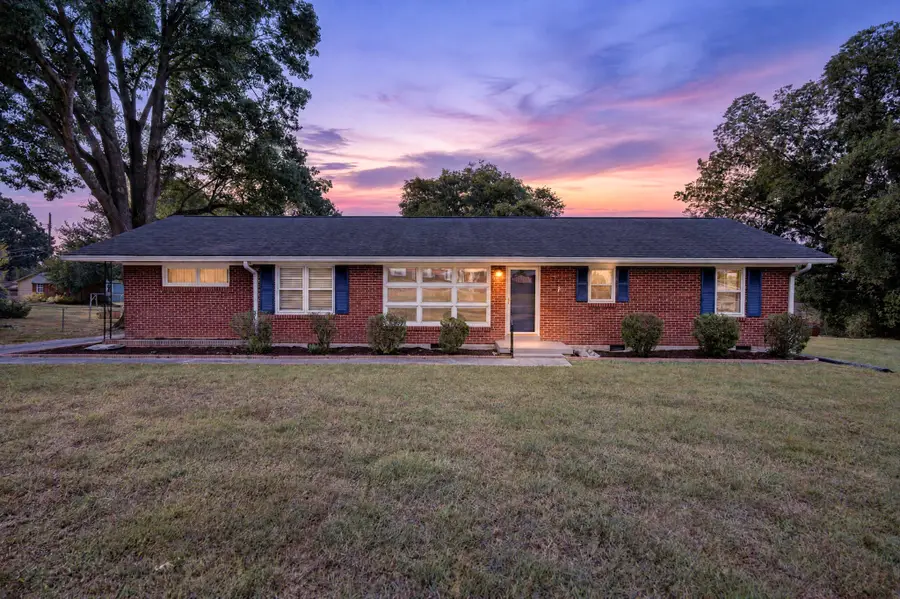 212 Porter Cir, Columbia, TN 38401 - #2